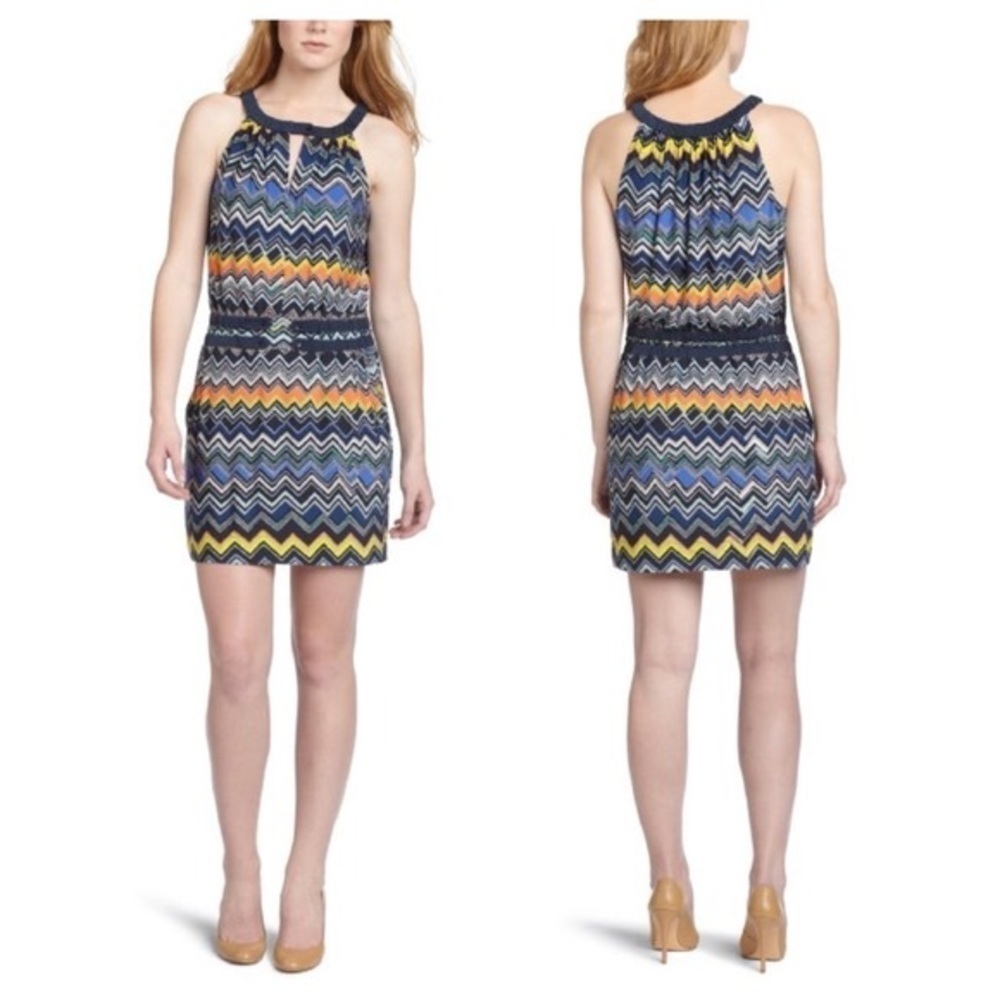 bcbg maxazria • chevron geometric print dress